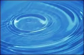 Michel Legrand a cr cette superbe chanson culte qui dit  Comme une pierre que l'on jette... qui fait des ronds dans l'eau  ? C'tait pour quel film ?