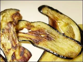Avec une recette d'aubergines frites, quel vin recommanderiez-vous ?