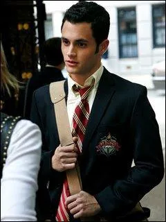 De qui est-il amoureux depuis le premier regard ?