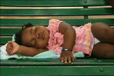 Sieste sur un banc du plus grand pays d'Amrique du Sud avec 8 514 876 km2.