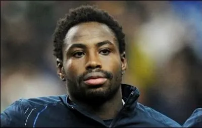 Il s'appelle Fulgence Ouedraogo. Il est n au Burkina Faso et fait partie de l'quipe de France de :