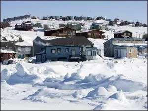 La capitale du Nunavut est...