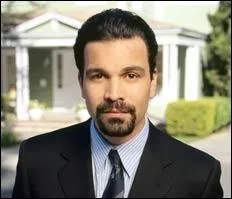 Qui est la personne que Carlos Solis a assassine dans le dernier pisode de la saison 7 ?