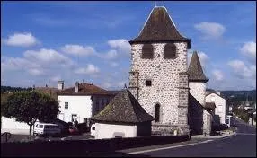 Je pars  Jussac o les habitants se nomment les . .