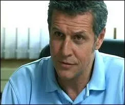 Indice n�9 : Dans un feuilleton c�l�bre, elle travaille dans une brigade dans l'Yonne. Enqu�tant sur le meurtre d'une fille retrouv�e morte, quel grade a-t-elle la com�dienne dans la s�rie ?