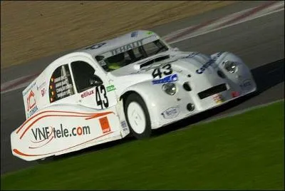 Saurez-vous reconnaitre le modle de cette voiture de course ?