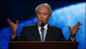 A quel candidat  la prsidence des Etats-Unis Clint Eastwood apporte-t-il son soutien (pour l'lection du 6 novembre 2012) ?