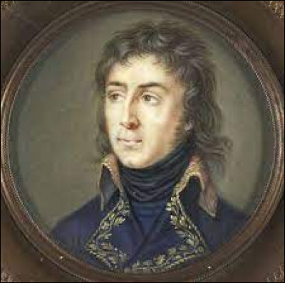 Napoléon,qui ne peut plus espérer de renforts venus de France devient le prisonnier de sa propre conquête. Quel général charge-t-il de poursuivre l'armée des Mamelouks en déroute jusqu'en Haute-Egypte ?