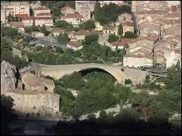 Partons  Nyons, o les habitants se nomment les ...