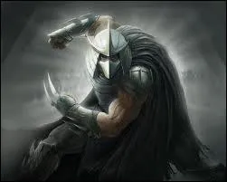 Qui se cache sous le costume de Super Shredder dans les  Tortues ninjas 2  ?