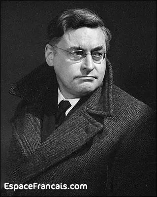 Raymond Queneau (1903 / 1976) a écrit un roman adapté au cinéma par Louis Malle :