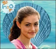 De qui Clo est-elle amoureuse ?