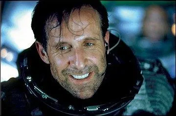 Comment s'appelle le cosmonaute russe ?