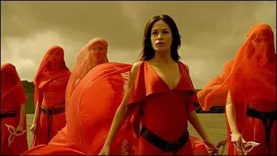 Dans l'pisode 10, saison 2; comment meurt sur Nicci ?