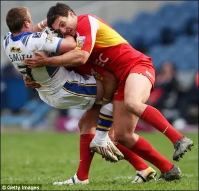 Florian Quintilla fit partie de l'quipe de France de rugby  XIII, lors de la Coupe d'Europe des nations 2010. Outre le rugby  XIII et le rugby  XV, il existe aussi le rugby  :