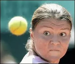 Joueur de tennis de niveau Top 10 mondial, il a du mal  garder la ligne blanche et est exclu deux ans du circuit. Il revient et son talent le hisse une nouvelle fois dans le top 20 :