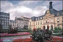 Comment se nomment les habitants de la ville de Clichy ?