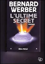 Dans le roman  L'Ultime Secret  de Bernard Werber, Isidore et Lucrce enqutent sur l'trange mort de Samuel Fincher. Qu'est-ce qui est particulier  ce hros ?