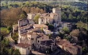 Les habitants de la commune d'Esparron-de-Verdon portent le nom de ...