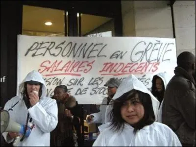 Comment appelle-t-on les politiques de lutte contre la crise menée en accentuant le rôle de l'Etat (augmentation de salaires, grand travaux etc.) ? (photo : journal en ligne Marianne)