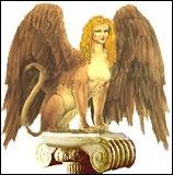 Un buste de femme sur un corps de lion ailé : c'est le Sphinx grec. Savez-vous quel est le féminin de ce mot ?