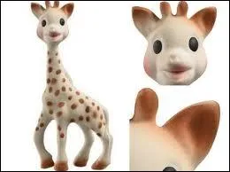 Si le bb est un baby il peut aussi bien jouer avec Sophie la... ?