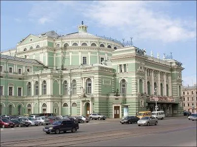 Ce thtre a t construit en 1860 et nomm en hommage  Maria Alexandrovna, fille de l'empereur Alexandre II. C'est :