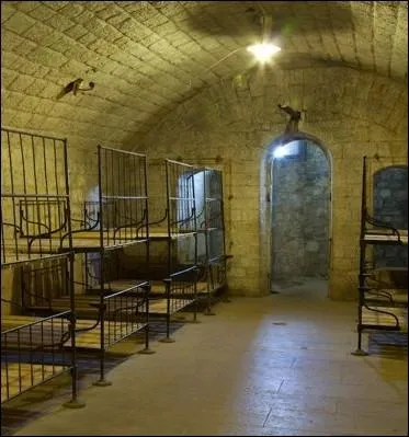 Le patrimoine militaire est galement au programme. Quel est cet ouvrage, construit de 1885  1913 prs de Verdun, perdu puis repris aux allemands le 24 octobre 1916 ?