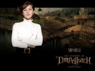 Mireille est la soeur de :