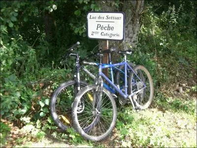 Prs de quelle ville se trouve-t-il ?