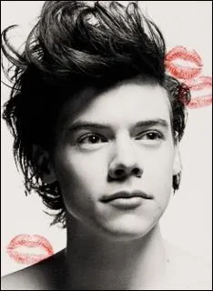 Pendant X Factor avec qui Harry a-t-il eu une relation ?