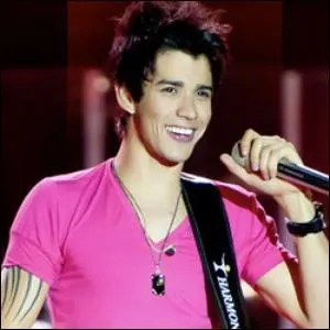 Comment s'appelle le tube de Gusttavo Lima ?