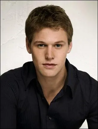 En quelle anne Zach Roerig a-t-il tourn dans  New York Police Judiciaire  ?