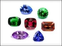 Quelle pierre n'est pas verte ?