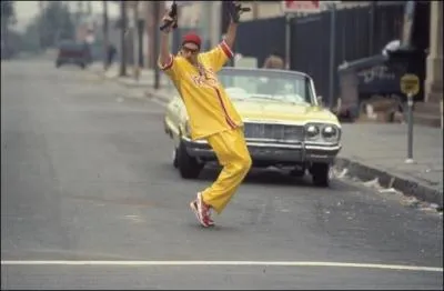 De quel film avec Sacha Baron Cohen cette photo est-elle tire ?