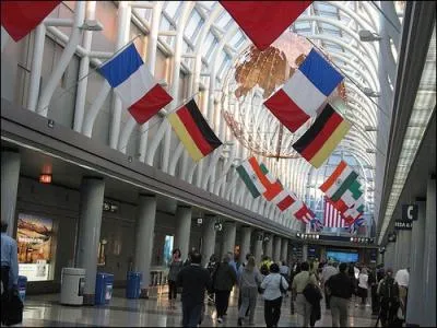 En atterrissant  l'aroport O'Hare, vous mettrez les pieds dans une ville qui connut Al Capone et la prohibition !