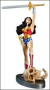 Parmi ces super pouvoirs, un seul lui fait dfaut, lequel ?