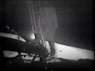 Quel vnement marque l'imaginaire des humains sur Terre le 20 juillet 1969 ? 