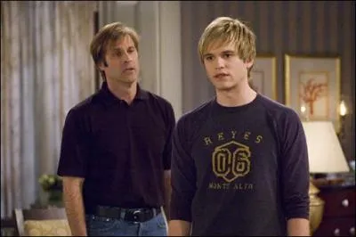 Qui est cet homme pour Luke ?