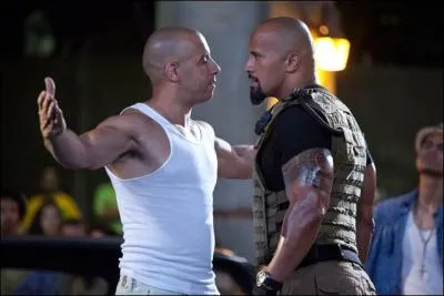 Finissons par  Fast Five . O se passe le film ?