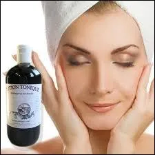 En terme de mdecine c'est le caractre de ce qui resserre les tissus et diminue les scrtions ... . .