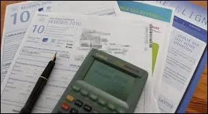 Pour la douleureuse trimestrielle celui qui est contraint de payer un impt, une taxe c'est un ... . .