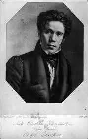 Son oeuvre a jet les bases de la philosophie existentialiste. C'est :