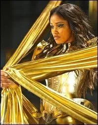 Quelle est la premire chanson de Kadee qui apparait ?