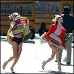 "Si, par hasard Sur l'Pont des Arts Tu croises le vent, le vent fripon ... , prends garde à ton jupon". G. Brassens. 
Comment s'appelle le personnage qui doit se méfier du vent ?