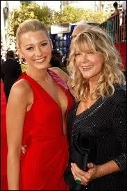 Qui est-ce ? C'est la mre de Blake Lively.