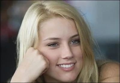 Comment s'appelle-t-elle ?