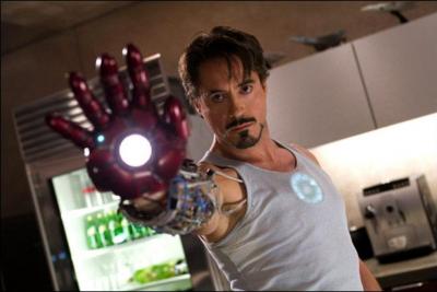 Quel acteur incarne Iron man dans le film du meme nom ?