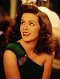 Le film Aviateur de Martin Scorsese racontait la vie de Howard Hawks, lequel milliardaire fut l'ami de coeur de nombreuses starlettes et actrices. Dans le film, Kate Beckinsale joue ?