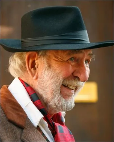 Son nom n'apparat pas dans le gnrique de ...